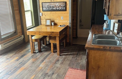 Eagle Rock Cabina | Table Rock Tiny Home Mill Creek Cabin