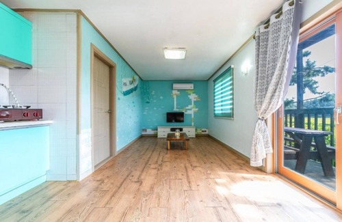 Sanha-ri Casa | Taean Hongijanggun Pension