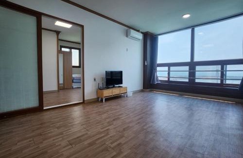 Mongdae Casa | Taean Mongsanpo Monggle Monggle Pension