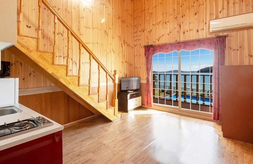 Iwon Casa | Taean O2 Ocean Pension