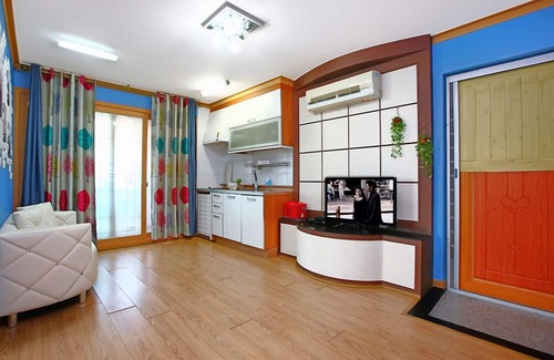 Kkotchi Casa | Taean Santa Fe Pension