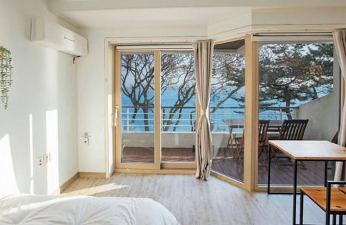 Gonam Casa | Taean Seapoem Pension