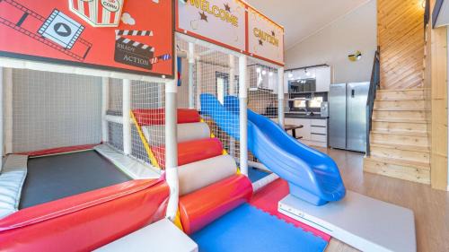 Sanha-ri Casa | Taean Yoyo Kids Poolvilla