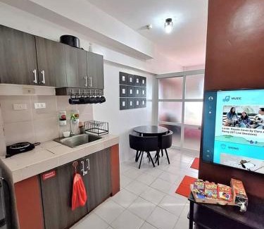 San Jose Apartamento | Tagaytay Staycation CityLand 15thfloor Taalview