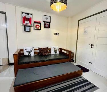 Tagaytay Apartamento | Tagaytay Swiss cabin Netflix/Wifi/Parking