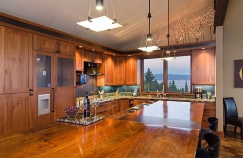 Tahoe Woods Casa | Tahoe City - Stunning Lake Tahoe View