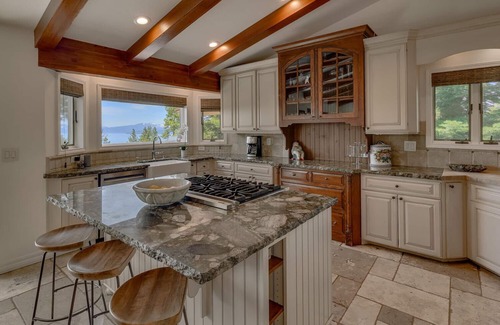 Kings Beach Casa | Tahoe's Tranquility - Lakeview - TLUXP
