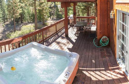 Kings Beach Casa | Tahoe Vista Home w/Spa close to Northstar & Lake