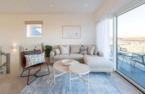 Amlwch Casa | Tai Porth Llechog Townhouse By Birch Stays