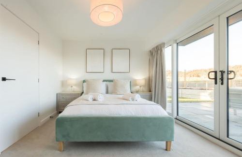 Amlwch Casa | Tai Porth Llechog Townhouse By Birch Stays