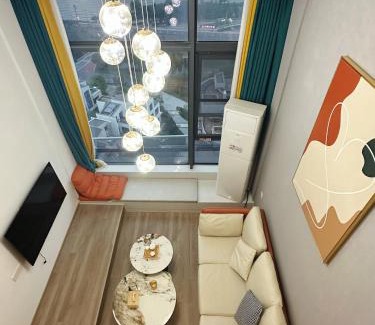 Huzhou Apartamento | Taihu Lake Luxury Deluxe Duplex Apartment with Lake View