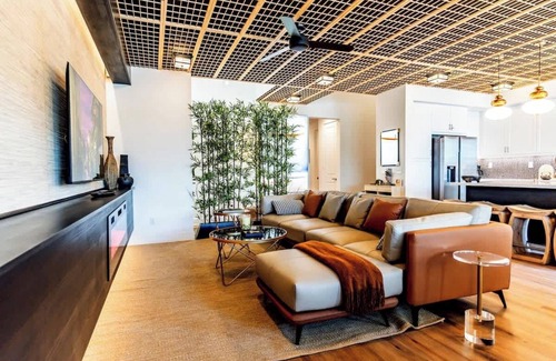 Terra Lago Casa | Taisho - Luxury Zen Inspired Lakeside Villa