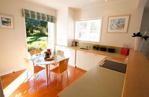 Takapuna Casa | Villa Esmeralda Takapuna