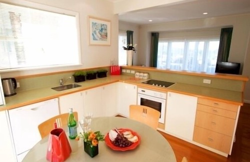 Takapuna Casa | Villa Esmeralda Takapuna