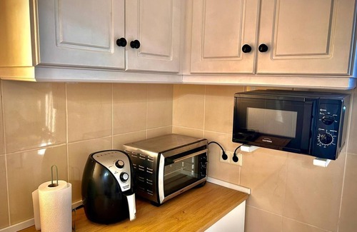 Braga Apartamento | Tómate un descanso y relájate en nuestra encantadora casita.