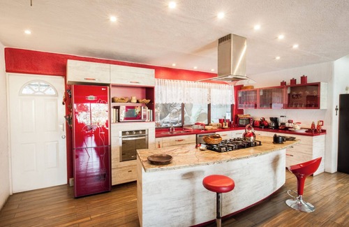 El Santuario Casa | Take a breathe in our beautiful townhouse in Valle de Bravo