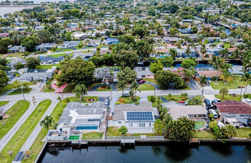 Fort Lauderdale Casa | Take Me to the River - 1930 NW 32nd St