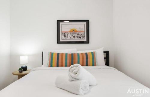 East MLK Casa | Take Your Pets on The Nearby Trail or Shared Yard