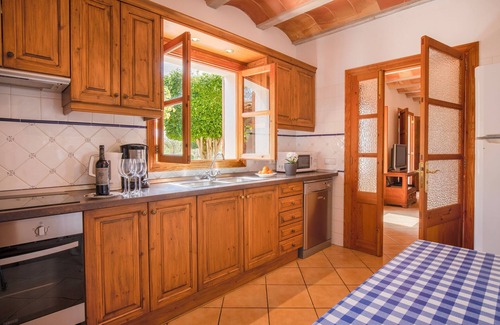 S'alqueria Blanca Casa | Tallador for 10 in S' Alqueria Blanca, beautiful garden with pool, air conditioning and wifi