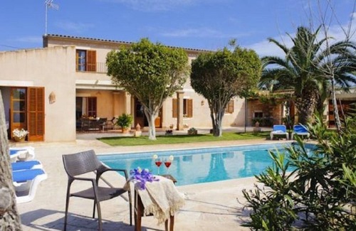 S'alqueria Blanca Casa | Tallador for 10 in S' Alqueria Blanca, beautiful garden with pool, air conditioning and wifi