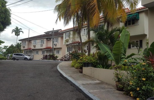 West Gate Hills Apartamento | Tallyman Apt