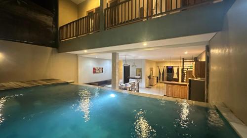 Mumbul Casa | Taman Giri House 3 Bedrooms Nusa Dua