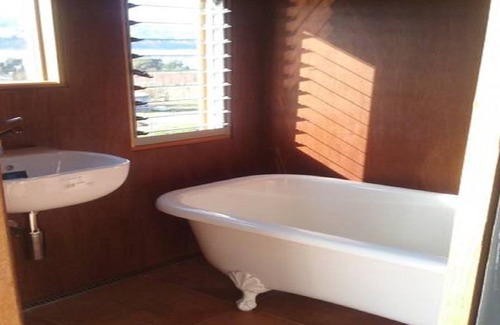 Deviot Otro | Tamar Valley Vineyard Retreat