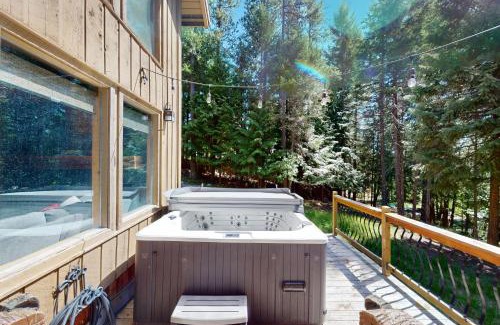 Whitefish Casa | Tamarack Tranquility