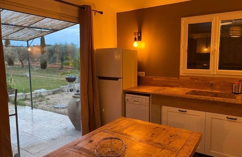 Arles Apartamento | Tamarind Duo