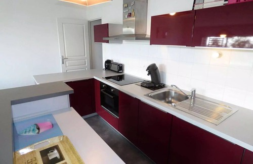 Les Sablettes Apartamento | Tamaris Bay Residence - Heart of the Sablets, beach opposite, air conditioning, wifi...