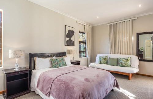 Parklands Casa | Tambula Guest House