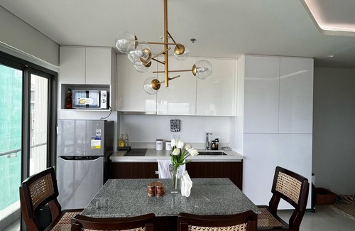 Maribago Condominio | Tambuli Condo 1 bedroom resort & spa near airport beach access amazing view