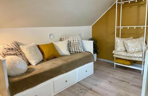 Tapa Apartamento | Tamme maja - Oak Tree House with big terrace and balcony