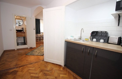 Brasov City Centre Apartamento | Tampa View - one-bedroom apartment in center of Brasov