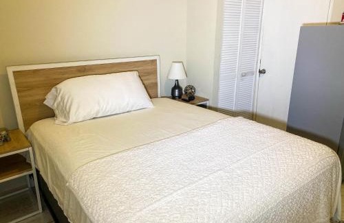 West Gate Hills Apartamento | Tamra's Cozy Hideaway