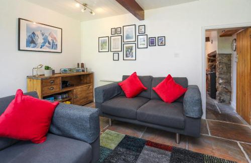 Caernarfon Casa | Tan Meredydd