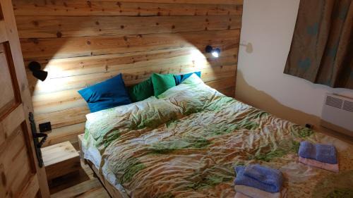 Kremna Casa | TANA