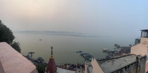 Varanasi Cabina | Tandon Lodge On The Ganga Ghat Homestay