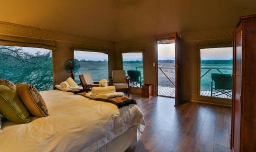 Thorny Bush Game Reserve Cabina | Tangala Safari Camp