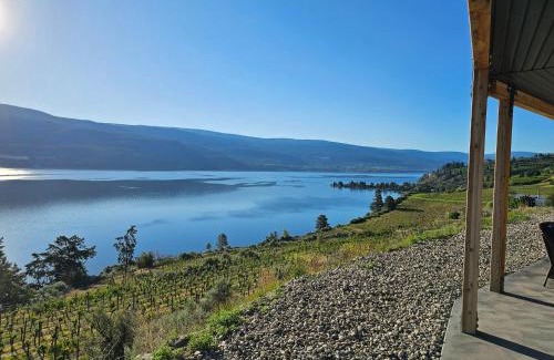 Okanagan-Similkameen Casa | Tangled Vines Lakeview Retreat