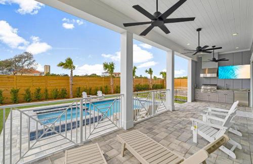 Tang-O-Mar Casa | Tango Vista With Pool, Elevator, And Beach Views