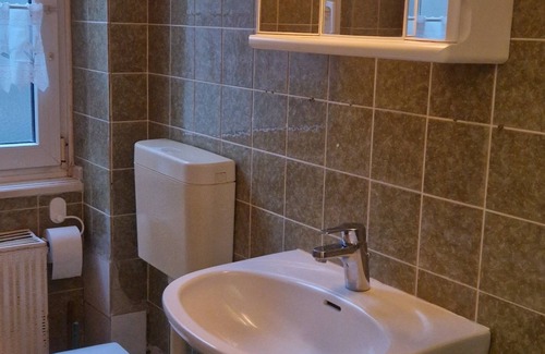 Krefeld Apartamento | Tanja`s vacation apartment 65qm fitter apartment guest apartment fair room