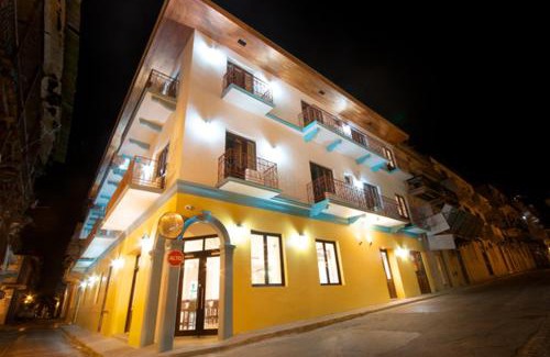 Casco Viejo Hotel | Tantalo Hotel - Kitchen - Roofbar