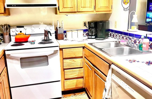 Arroyo Seco Condominio | Taos Ski Valley Rustic Condo