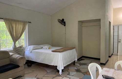 Castleton Casa | Tapicoa Village Retreat