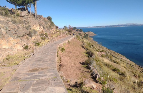 Huillanopampa Cama Y Desayuno | Taquile Andean Lodge