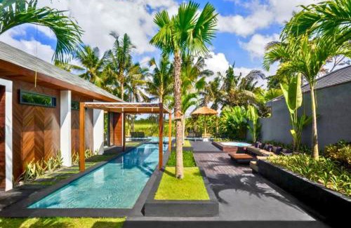Sayan Villa | Tarachandra 5 BR Private Pool Villa ZN211