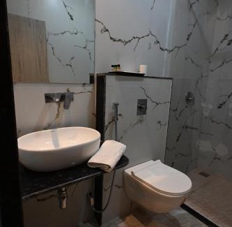 Sarnath Casa | Tarang Stay Inn