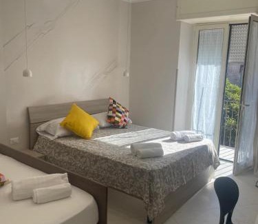 Naples City Centre Apartamento | Tarantella apartment