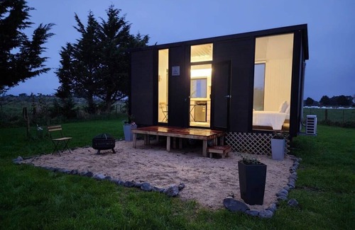 Clareville Casa | Taratahi Escape by Tiny Away